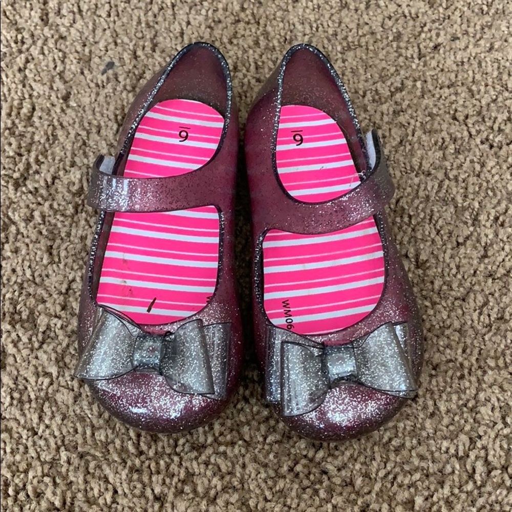 Light up girls silver jelly’s